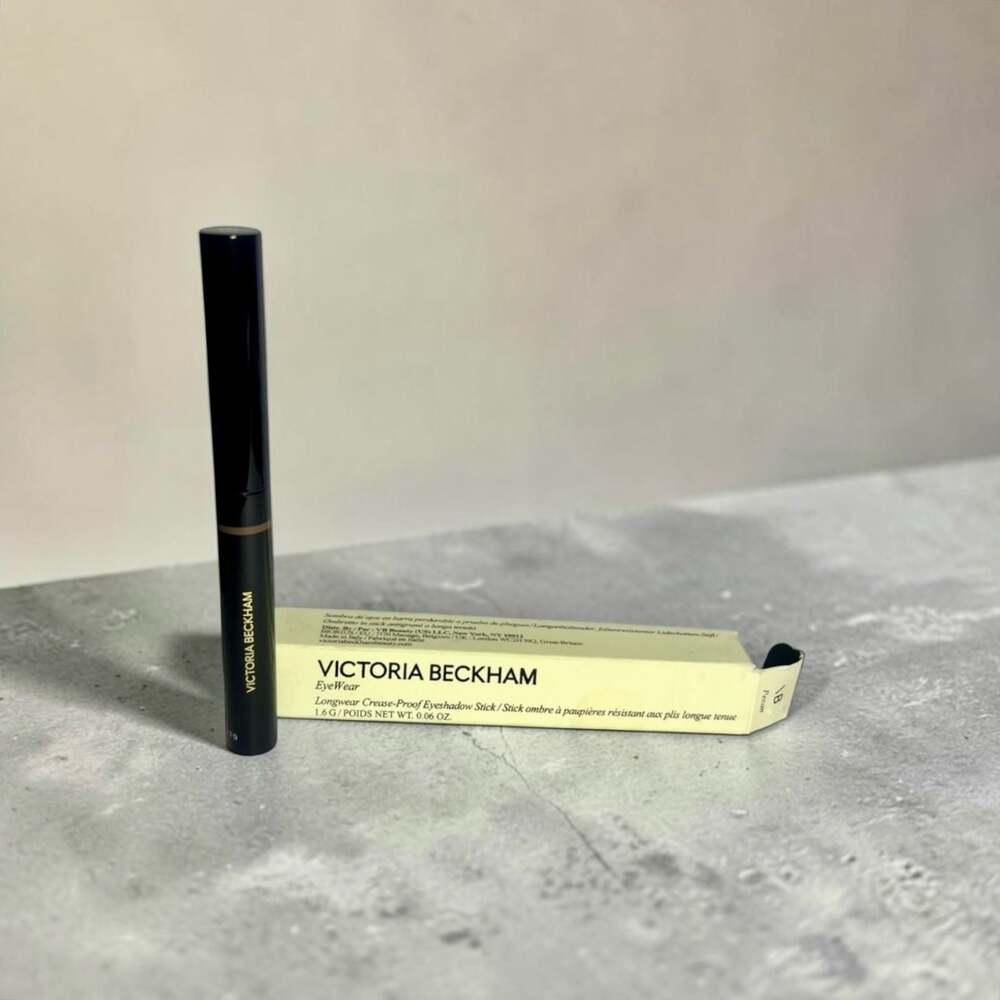 Victoria Beckham Beauty EyeWear Longwear Crease-Proof Eyeshadow Stick in Pecan